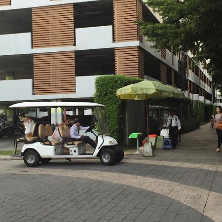 Luxury Condominium Sukhumvit 77 Bangkok Exterior foto